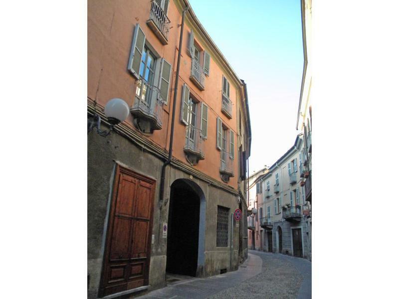 Appartamento In Centro Storico Asti Exterior photo