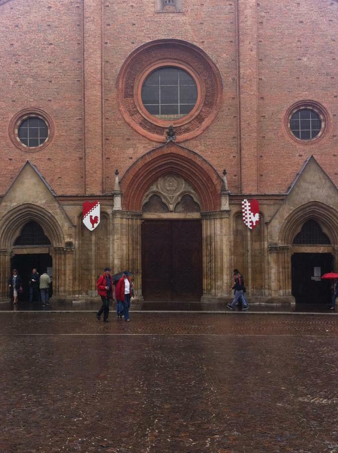 Appartamento In Centro Storico Asti Exterior photo