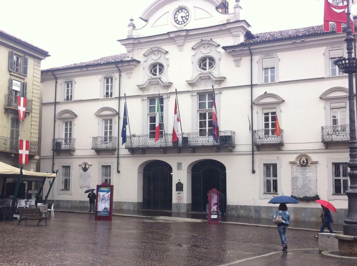 Appartamento In Centro Storico Asti Exterior photo